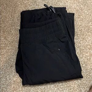 Lululemon waterproof shell pants with leggings